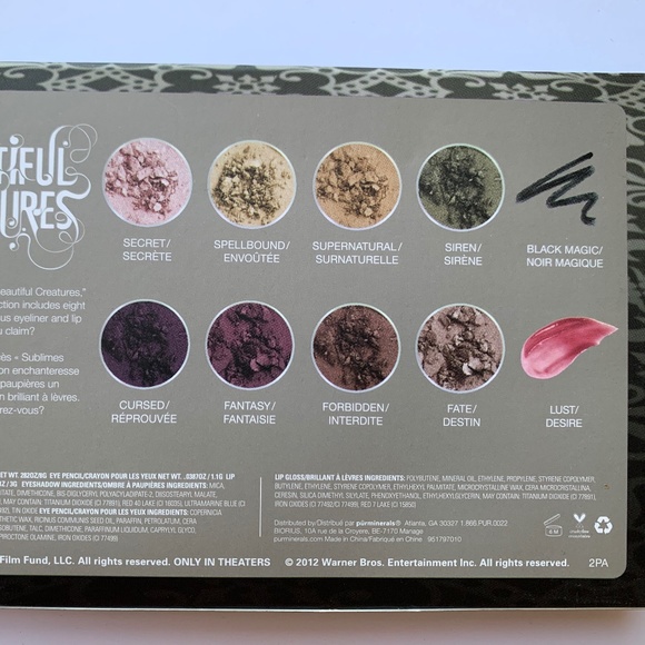 Beautiful Creatures Makeup Set - Picture 4 of 7